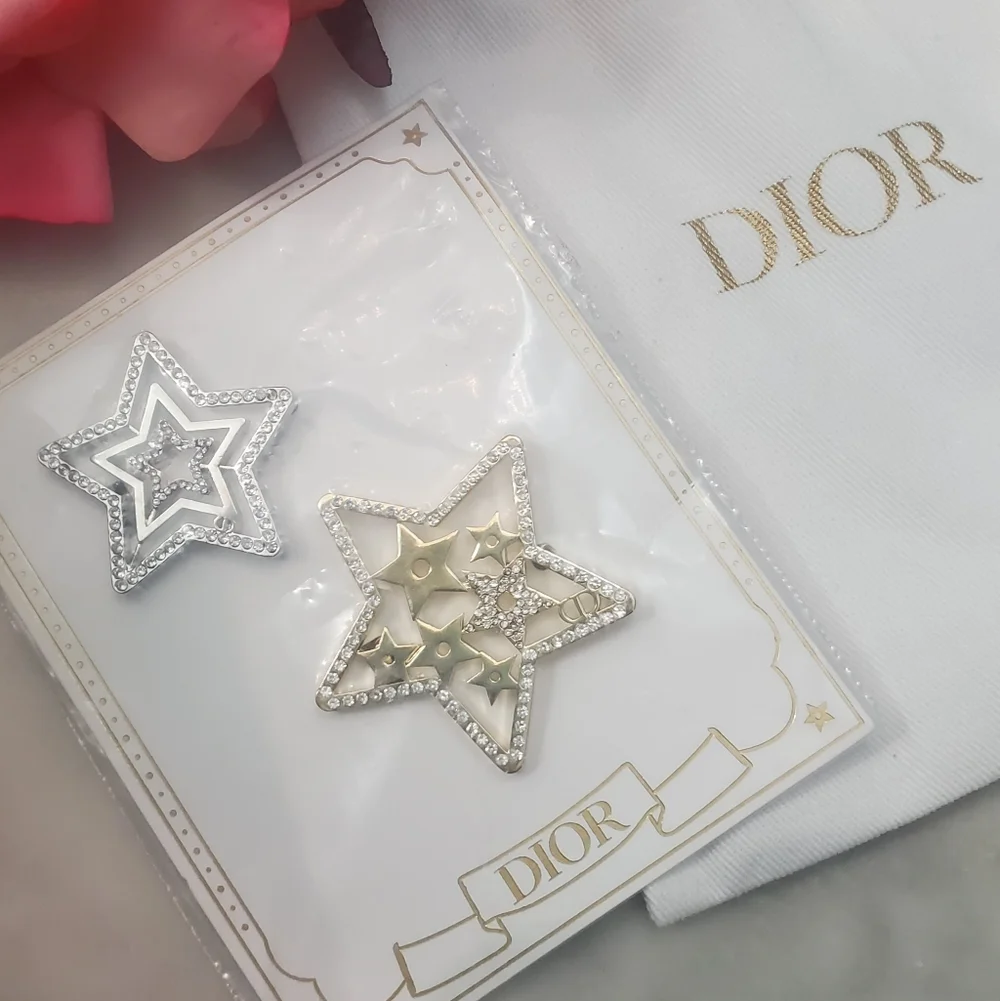 Christian Dior Crystal Star Gold And Silver Hair Clip Set With Dust Bag - Picture 6 of 10